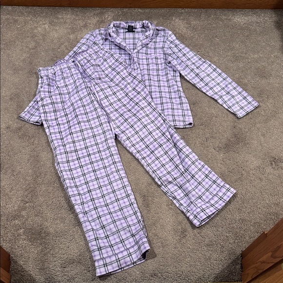 Aria Other - Aria Purple Plaid Fleece Pajama Set SIZE S